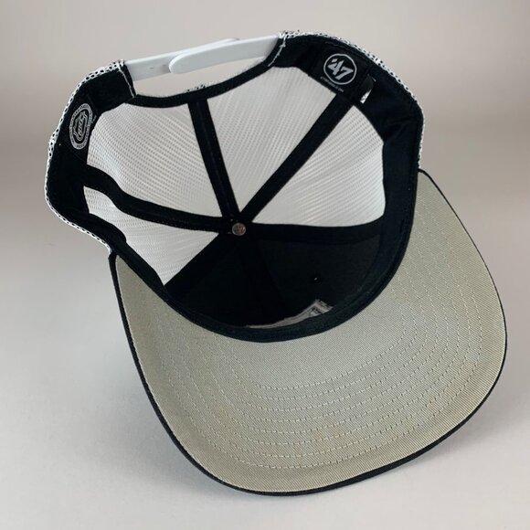 Los Angeles Kings NHL Black White 47 Brand Snapback Trucker Hat - Picture 4 of 6